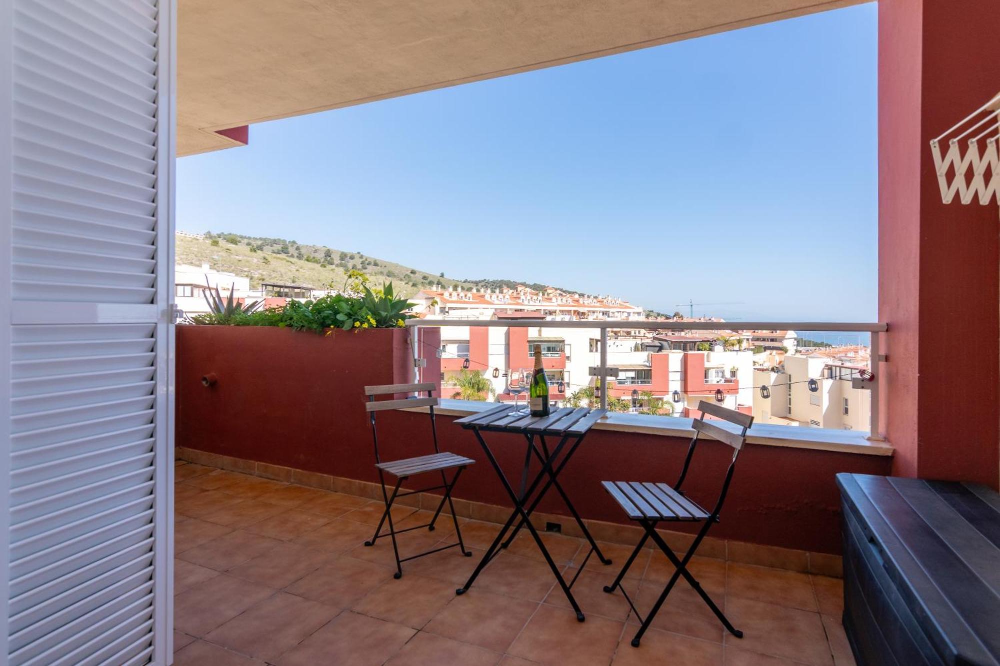 Cozy With Sea Views In * Benalmádena
