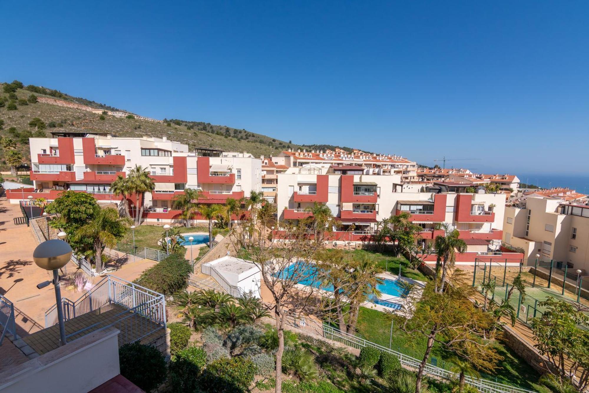 Cozy With Sea Views In Benalmádena